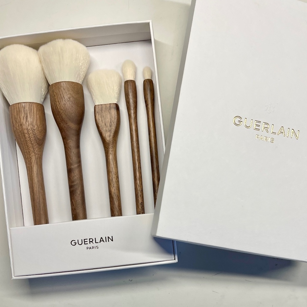 Guerlain Wood Handle Brush Set NIB